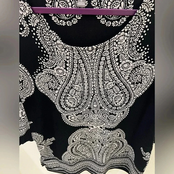 SMALL JM COLLECTION BLACK AND WHITE WITH RHINESTONES BOHO BLOUSE - Picture 4 of 8